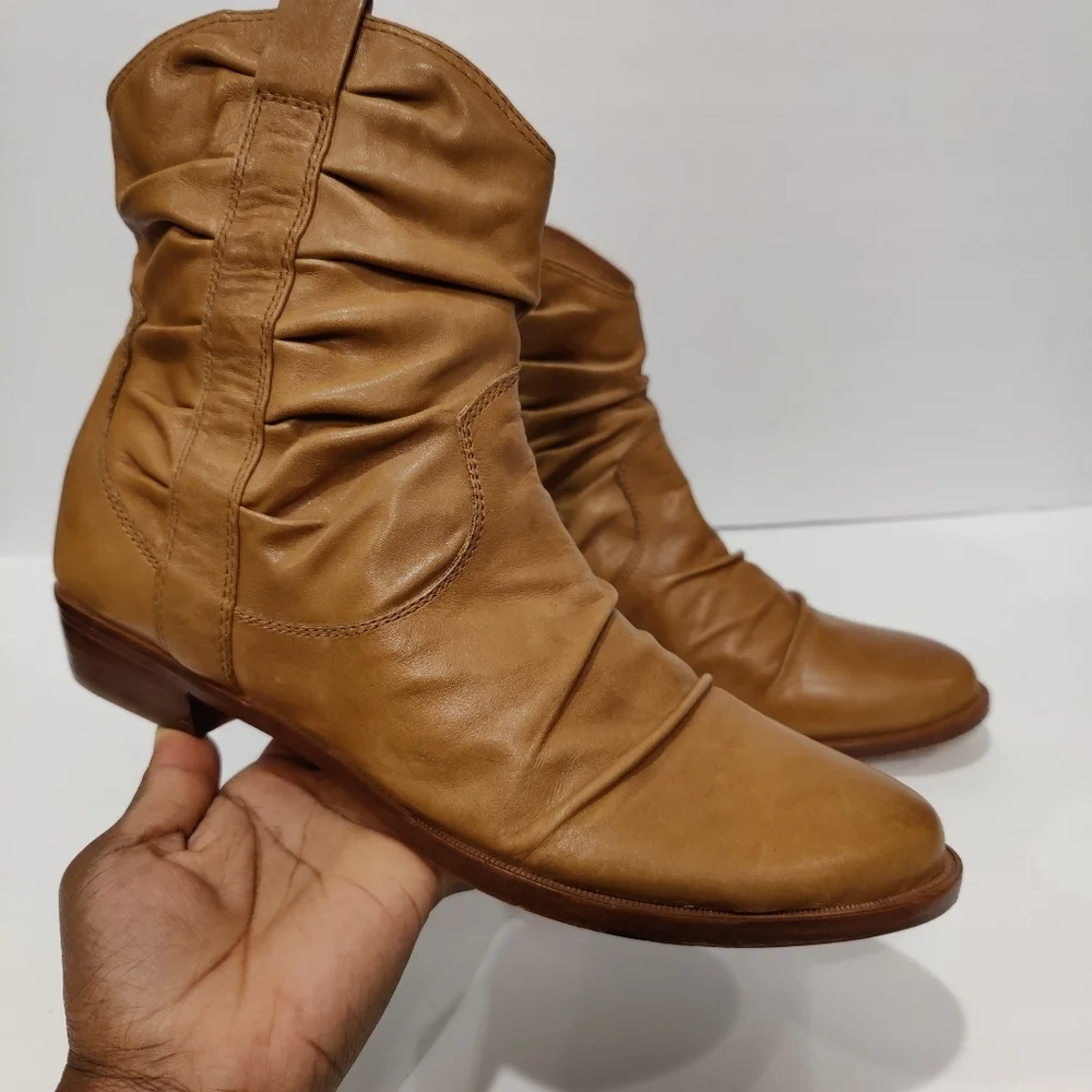 Corso Como Women's Whiskey Starr Leather Slouchy Short Boots